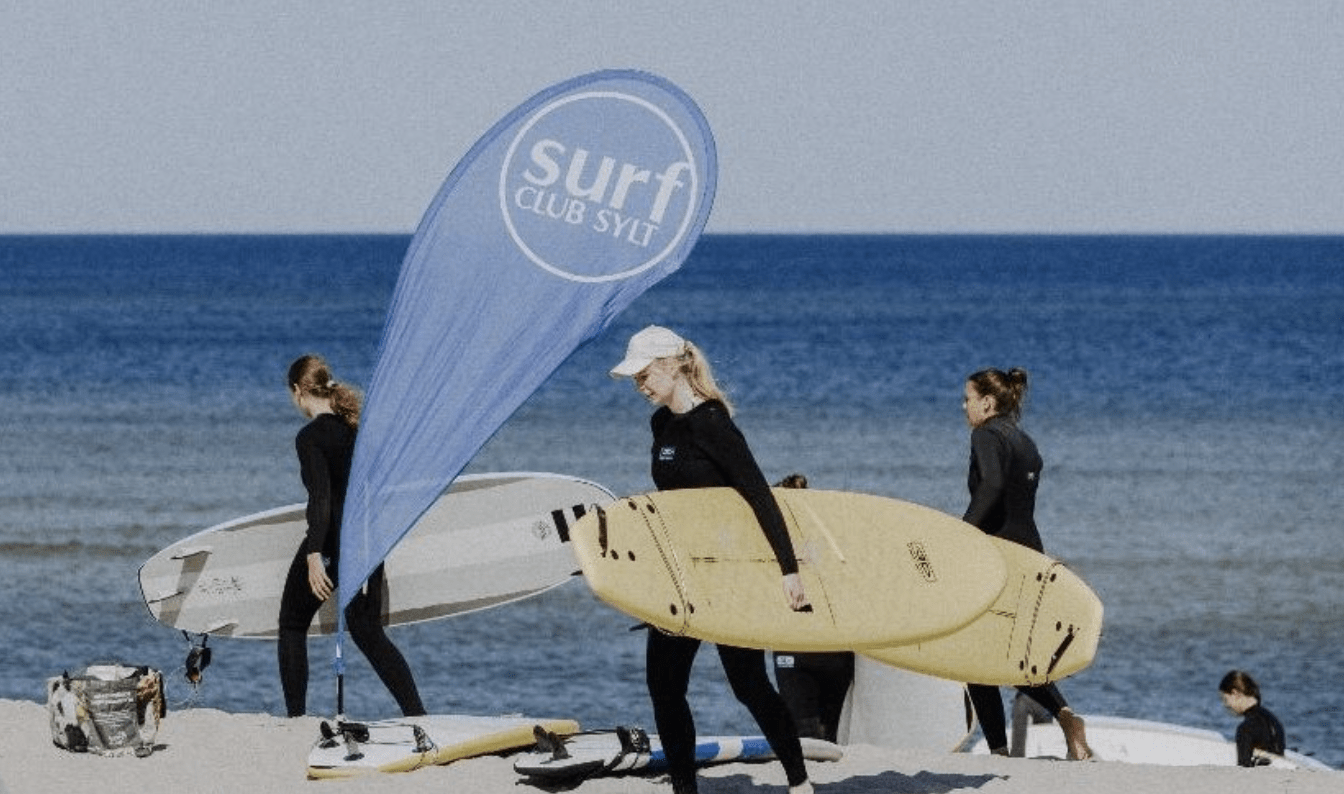 Women’s Surf Day 2026: Surf Club Sylt lädt Frauen ins Wasser